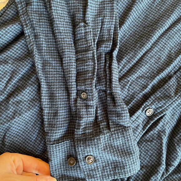 Croft & Barrow Flannel Button-Down - Blue/Navy - Picture 3 of 4